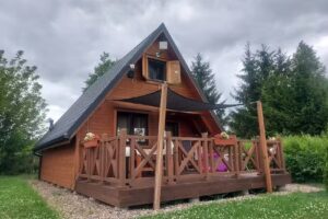 Wild Corner – Ferienhäuser am Fluss Narew