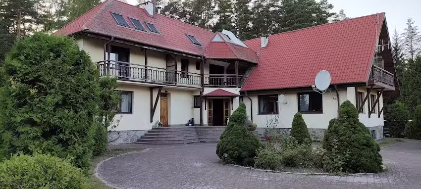 Eureka. Pensjonat
