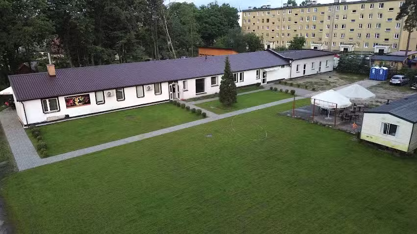 Galerie PRL Unterkunft Campingplatz Veranstaltungshalle
