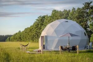 Glamping “Large in the Grass”