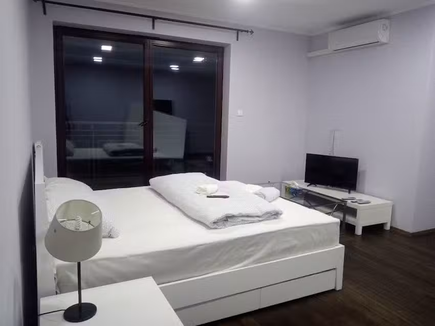 Honey LuxRoom Centrum