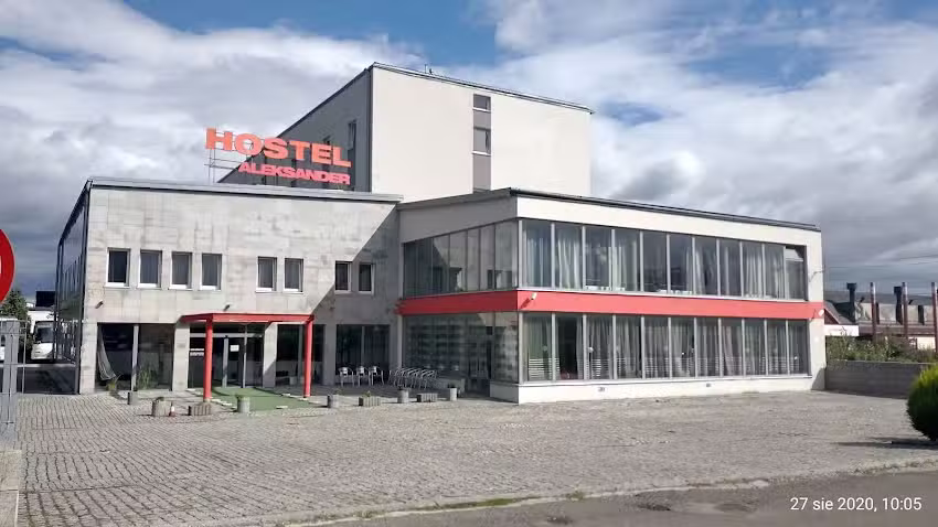 Hostel „Aleksander”