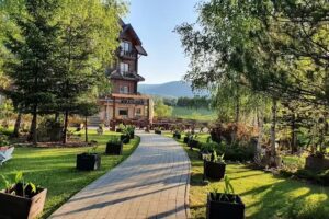 Hotel CARPATIA Bieszczadzki Gościniec