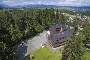 Hotel Dwór Karolówka