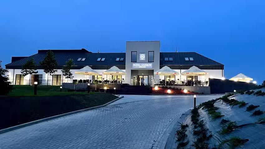 HOTEL GARBÓW hotel & restauracja