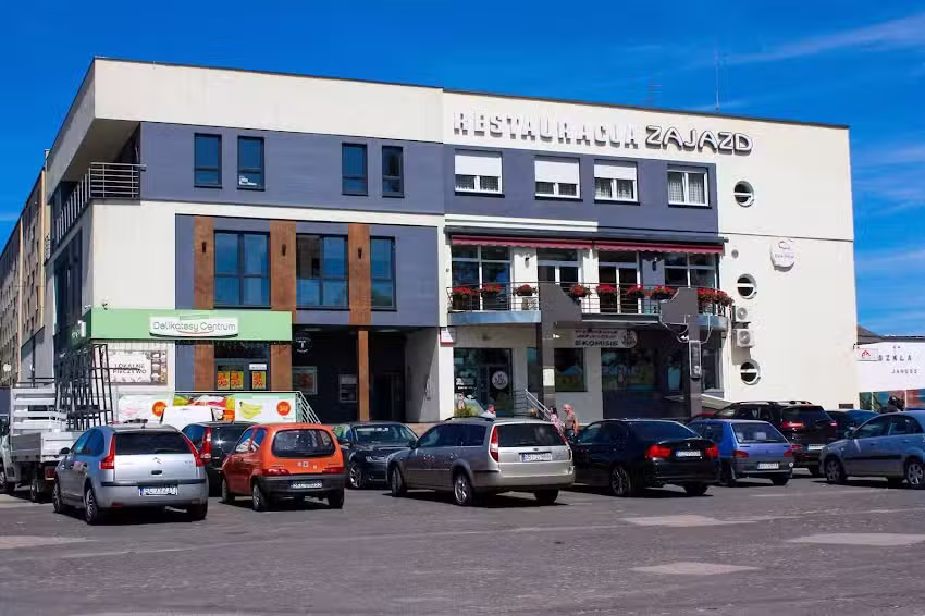 Hotel and Restaurant 13 Flavors Częstochowa