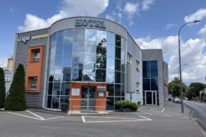 Hotel i Restauracja „Lazur”