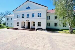 Hotel and Restaurant Nad Stara Nidą