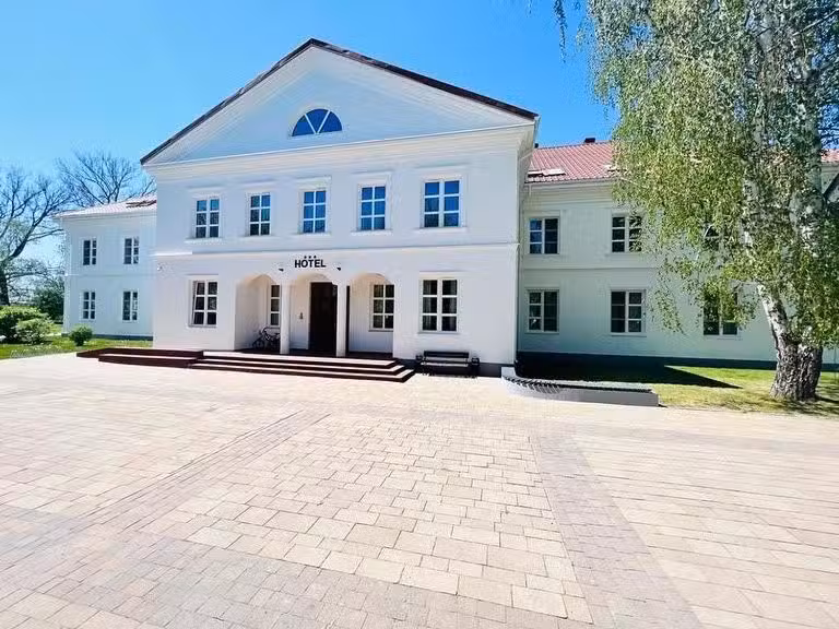 Hotel and Restaurant Nad Stara Nidą