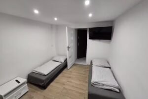 Hotel Accommodation NO RULES