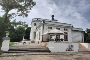 Palace Hotel, Palace in Jabłonna