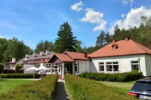 Hotel unter den Kiefern