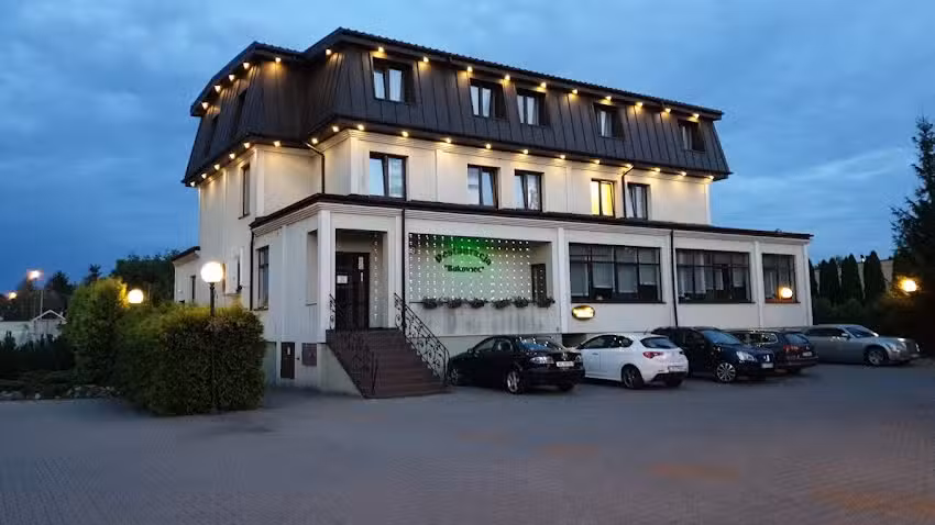 Hotel & Banquet Restaurant Bukowiec