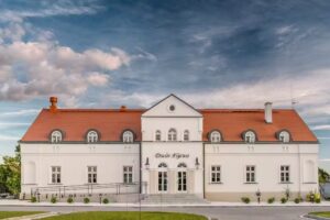 Hotel Restauracja Dwór Fijewo, Golub-Dobrzyń