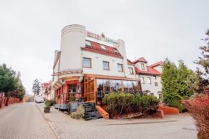 Hotel & Restaurant NA ROGATCE