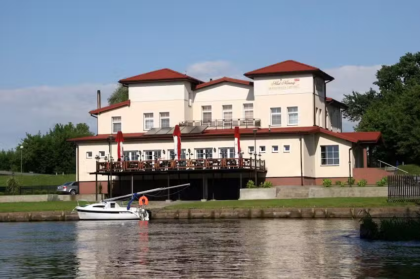 Hotel Restaurant on the Narew River