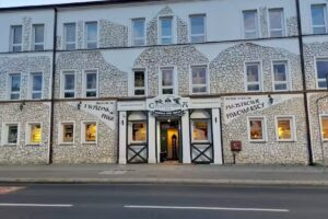 Hotel – Restaurant – Bierbad – „Browar CzenstochoviA“