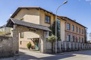 Hotel Restaurant “Under the Steam Engine”