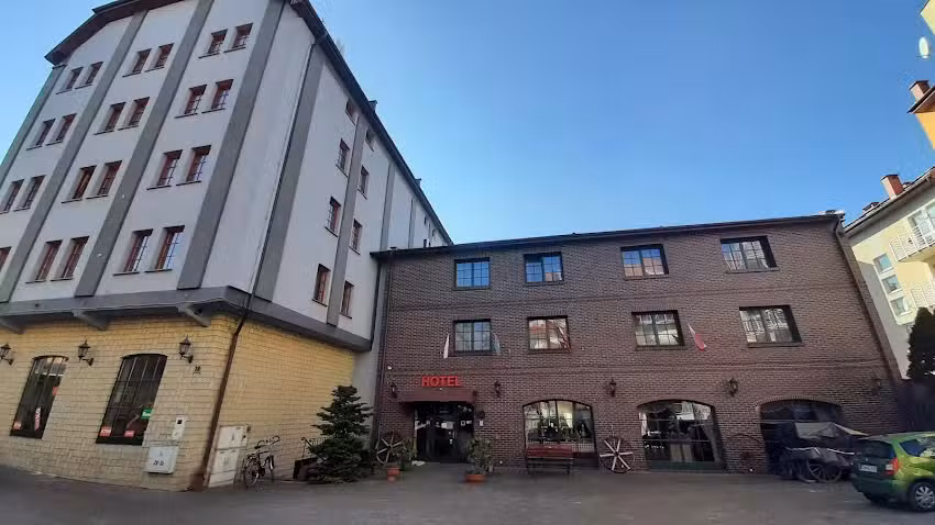 Hotel – Granary Restaurant