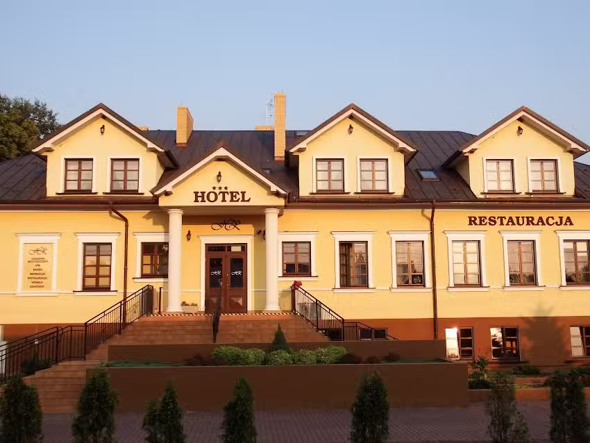 Rytwiany Hotel „Nowy Dworek“