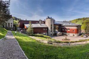 Hotel SPA Dr Irena Eris Krynica Zdrój 12+