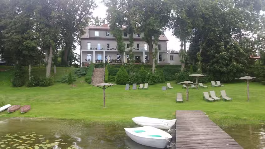 The Hunter’s Hotel