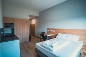 Hub HT Trucks & Parts – Training and accommodation base