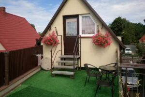 IWONA BRUHN ZIMMER ZU VERMIETEN IM THE ROSE