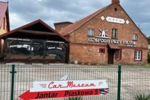 Jantarvia Automuseum, Leidenschafts- und Freizeithotel mit automobiler Atmosphäre