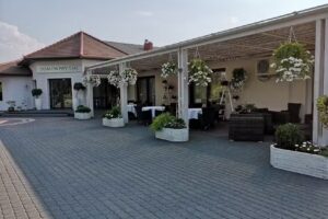 Jaśminowy Gaj – Gästezimmer, besondere Veranstaltungen