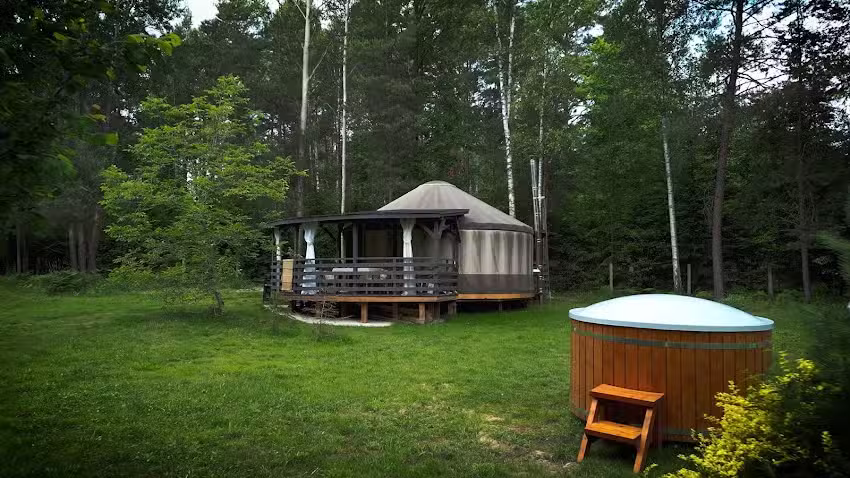 Yurts in KotfaLas. Świętokrzyskie Spa