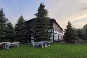 Das Gasthaus unter den Fichten