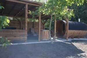 Castellany Under the Lindens