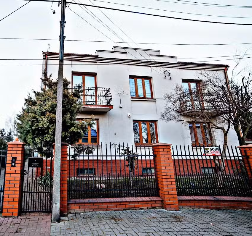 Хостел в Варшаве &ndash; Promienisty Home &ndash; Gostiny Dom