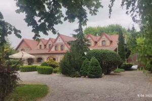 Kmicic Hotel & Restaurant