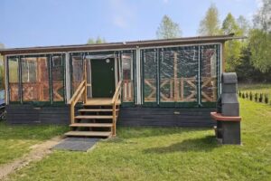 Kolorowe domki – domek blue niebieski, domek czerwony, domek żółty