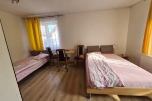 Korab Pokoje Gościnne