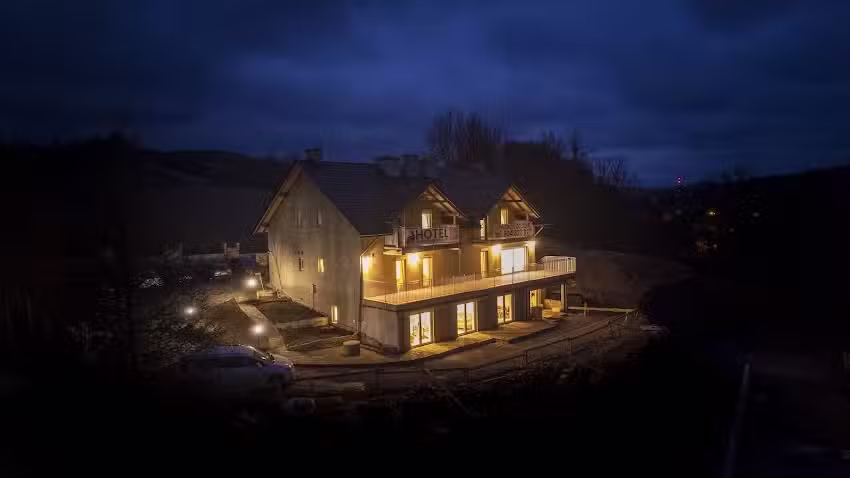 Króliczy Ogród – noclegi ze śniadaniem, obiady