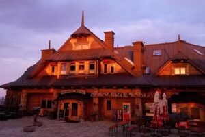 Krynicka Koliba – Karczma, Noclegi