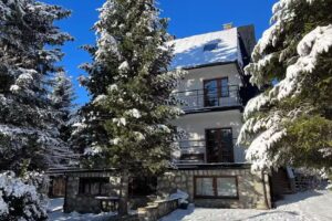 Berghauptquartier 903 m über dem Meeresspiegel Zakopane