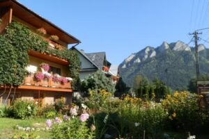 The Three Crowns Headquarters