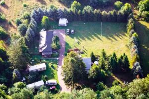 Leśna Galeria Dawniej AGROTURYSTYKA U Mateusza