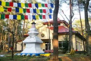 Ligmincha Polska – ośrodek buddyzmu tybetańskiego Yungdrung Bon
