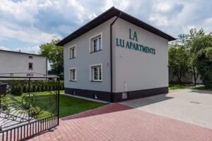Lu Apartments