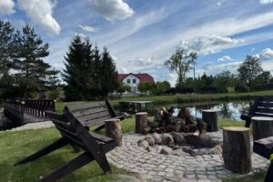 Lubnowo Agro Tour – accommodation on the Green Velo route, rooms by the pond