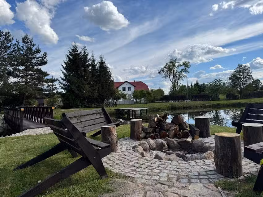 Lubnowo Agro Tour – accommodation on the Green Velo route, rooms by the pond