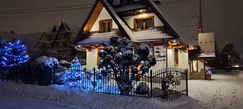 LUX-HOUSE & Villa Adrian