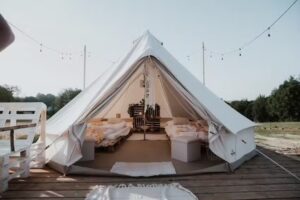Magia na polu – Sielski Glamping | Noclegi |