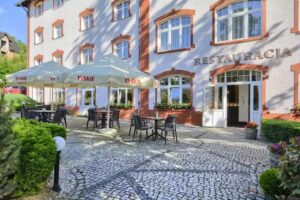 Magnolia III – Hotel & Restaurant