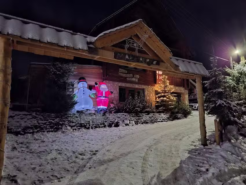 KLEINE ALPEN & SPA – Villa mit Swimmingpool Krynica-Zdrój
